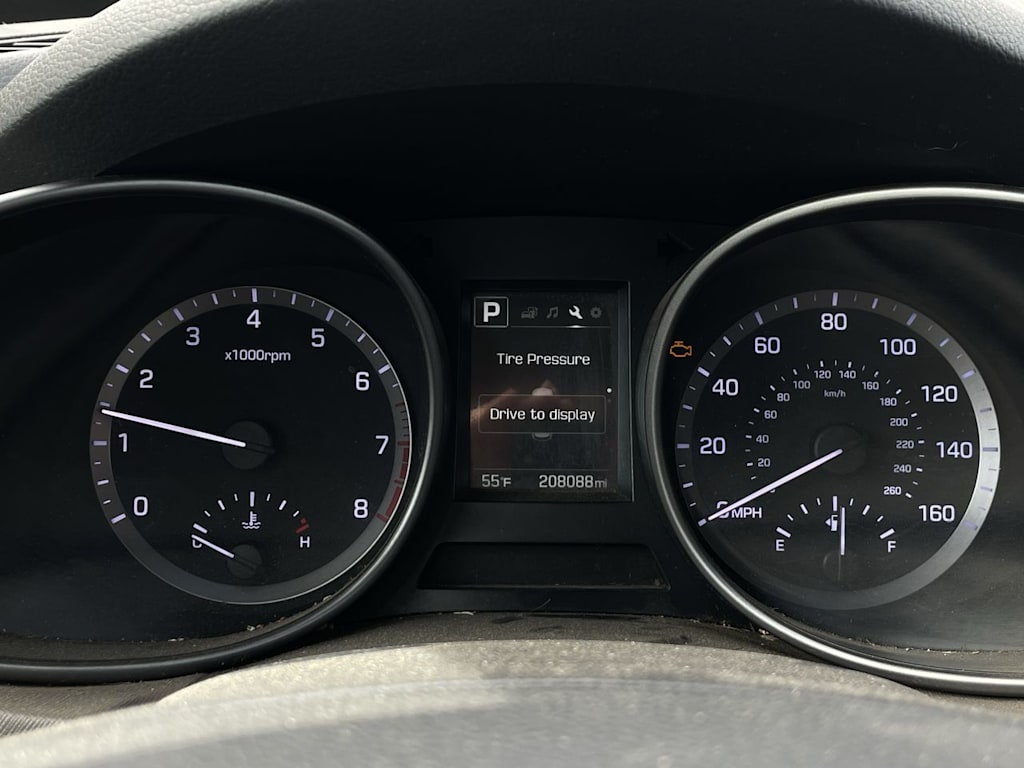 2017 Hyundai Santa Fe SE 9