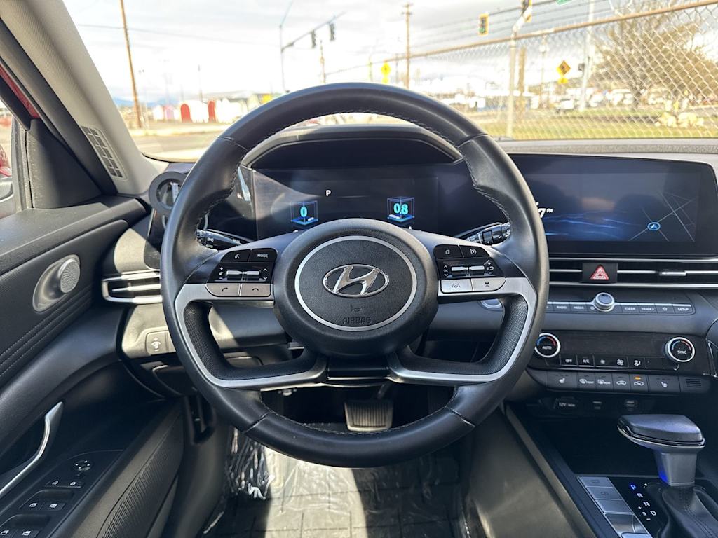 Thumbnail: 2023 Hyundai Elantra - 10