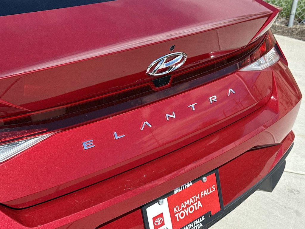 Thumbnail: 2023 Hyundai Elantra - 7