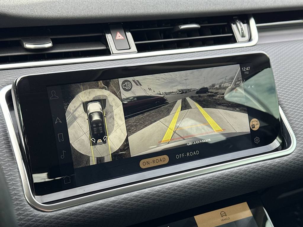 Thumbnail: 2021 Land Rover Range Rover Evoque - 22