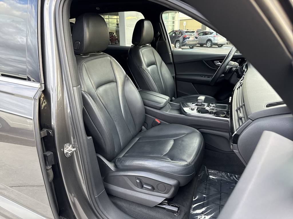 Thumbnail: 2019 Audi Q7 - 12