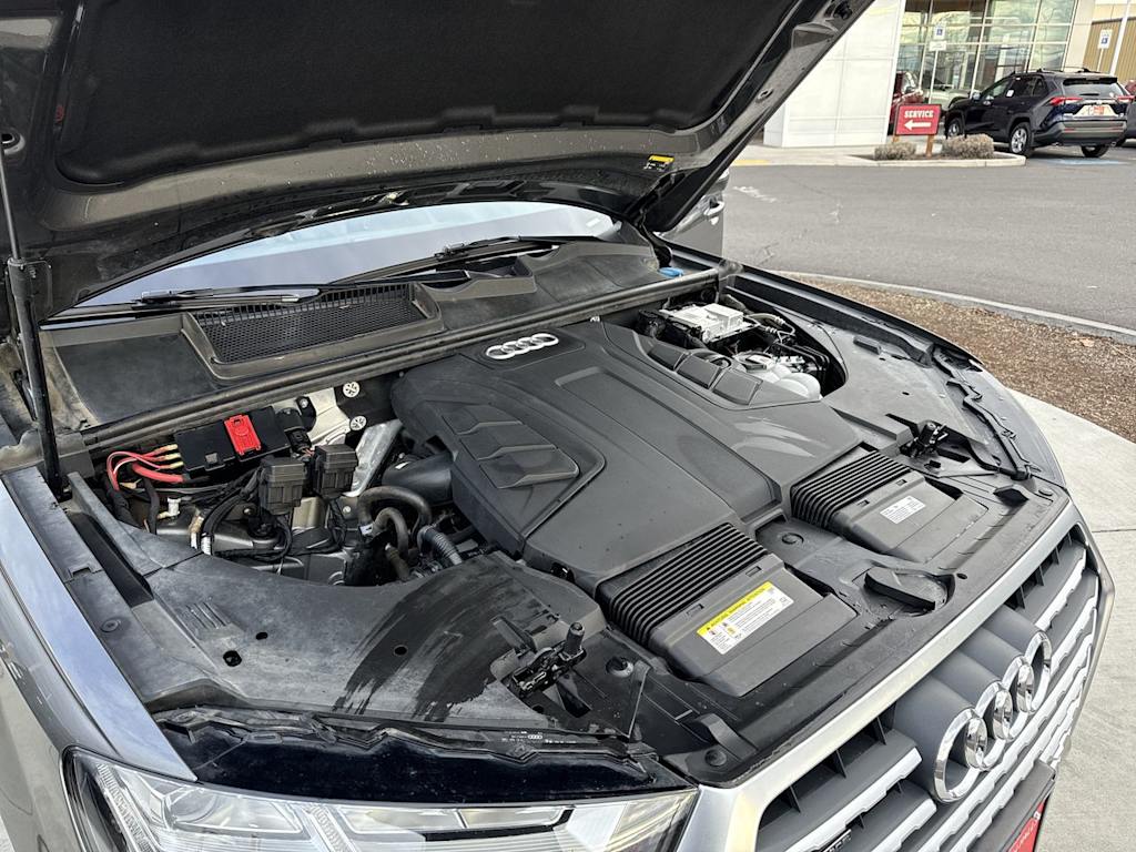 Thumbnail: 2019 Audi Q7 - 9