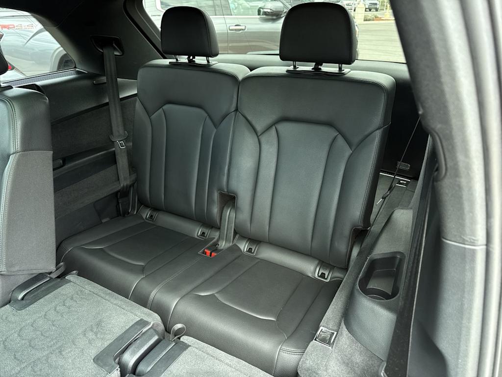 Thumbnail: 2019 Audi Q7 - 21