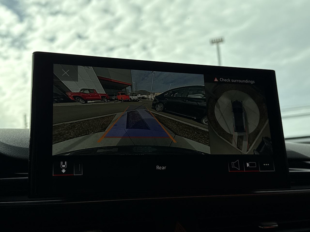 Thumbnail: 2021 Audi S5 - 22