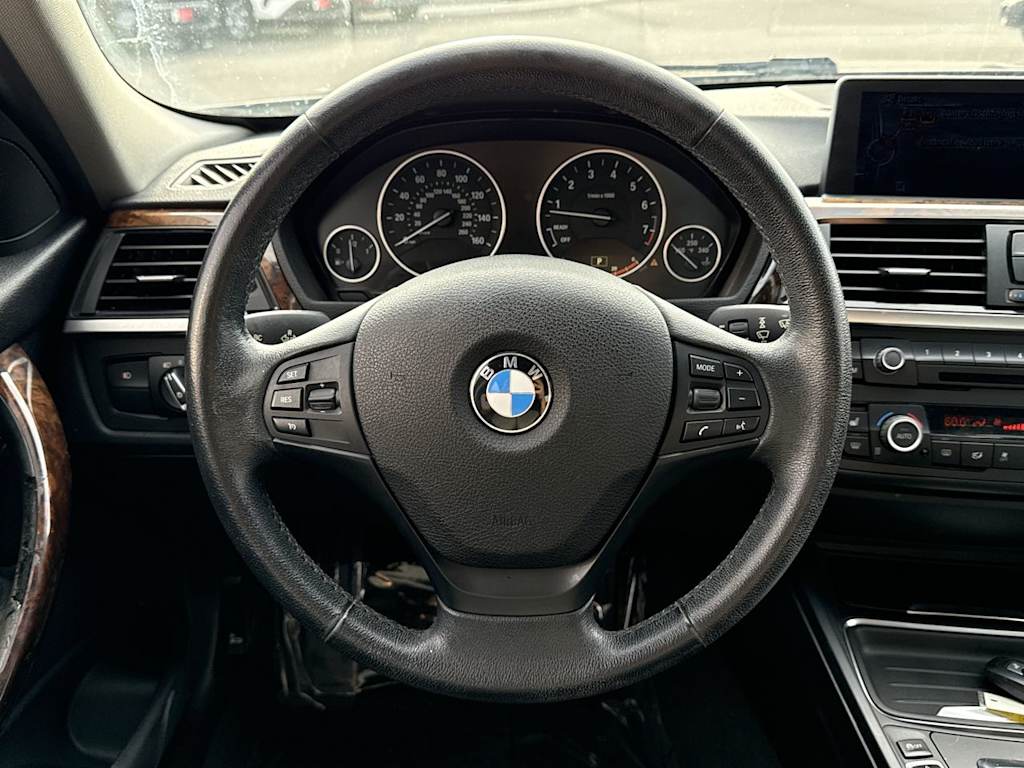 Thumbnail: 2014 BMW 3 Series - 9
