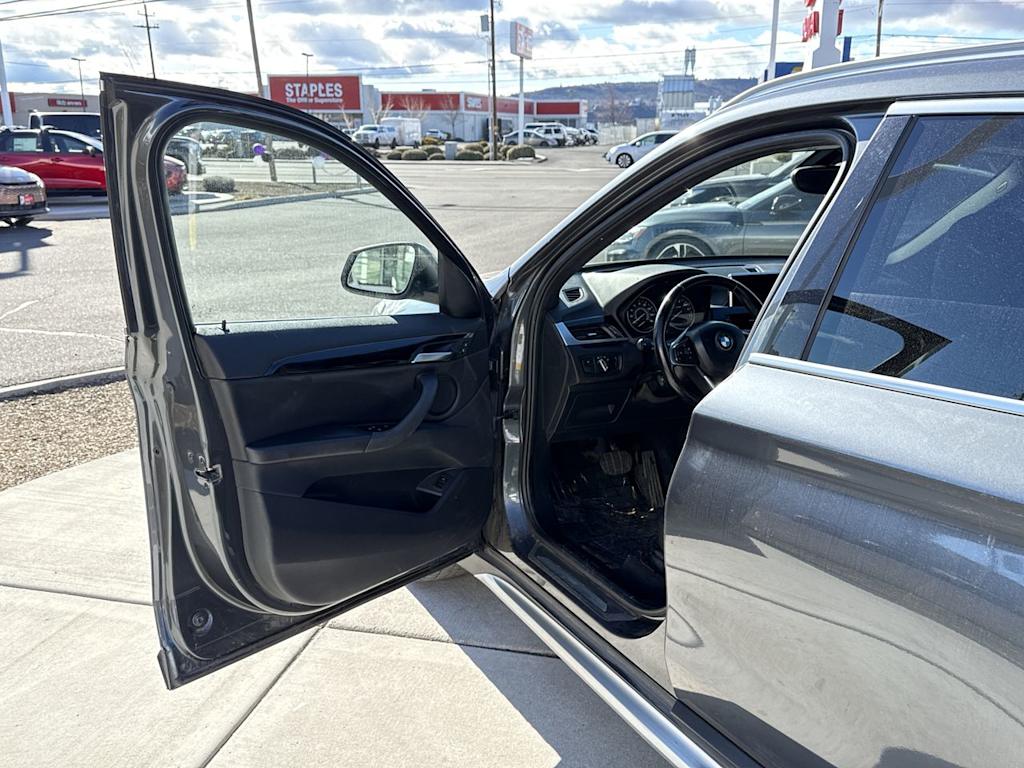 Thumbnail: 2017 BMW X1 - 2