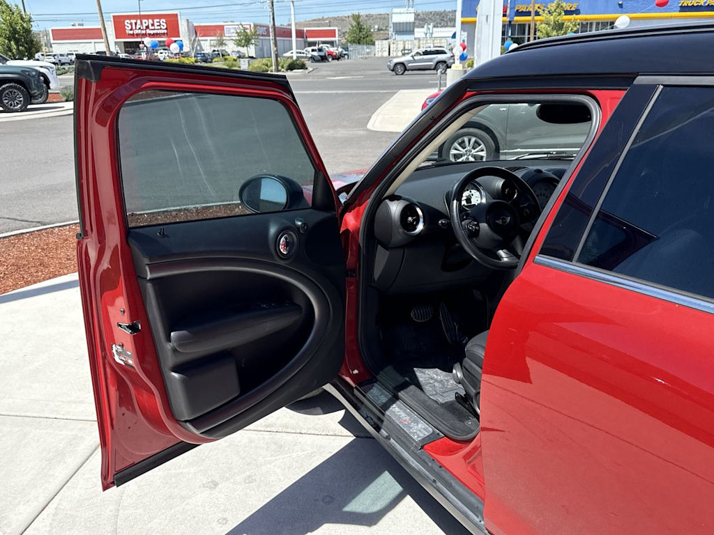 Thumbnail: 2013 MINI Cooper Countryman - 18