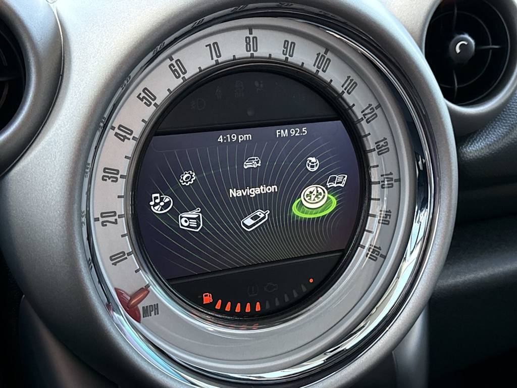 Thumbnail: 2012 MINI Cooper Countryman - 21