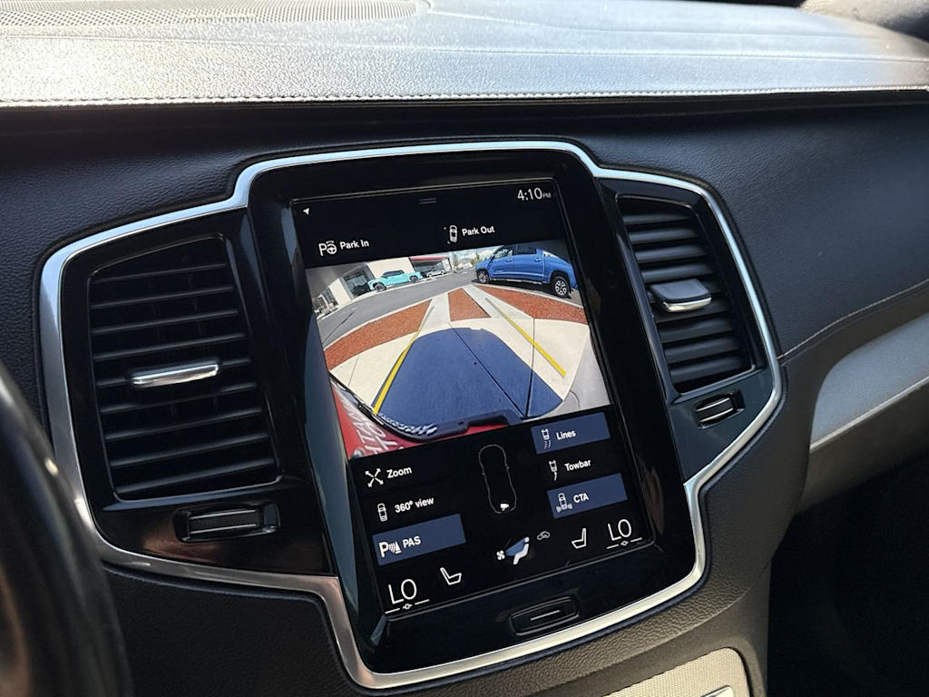 Thumbnail: 2020 Volvo XC90 - 21