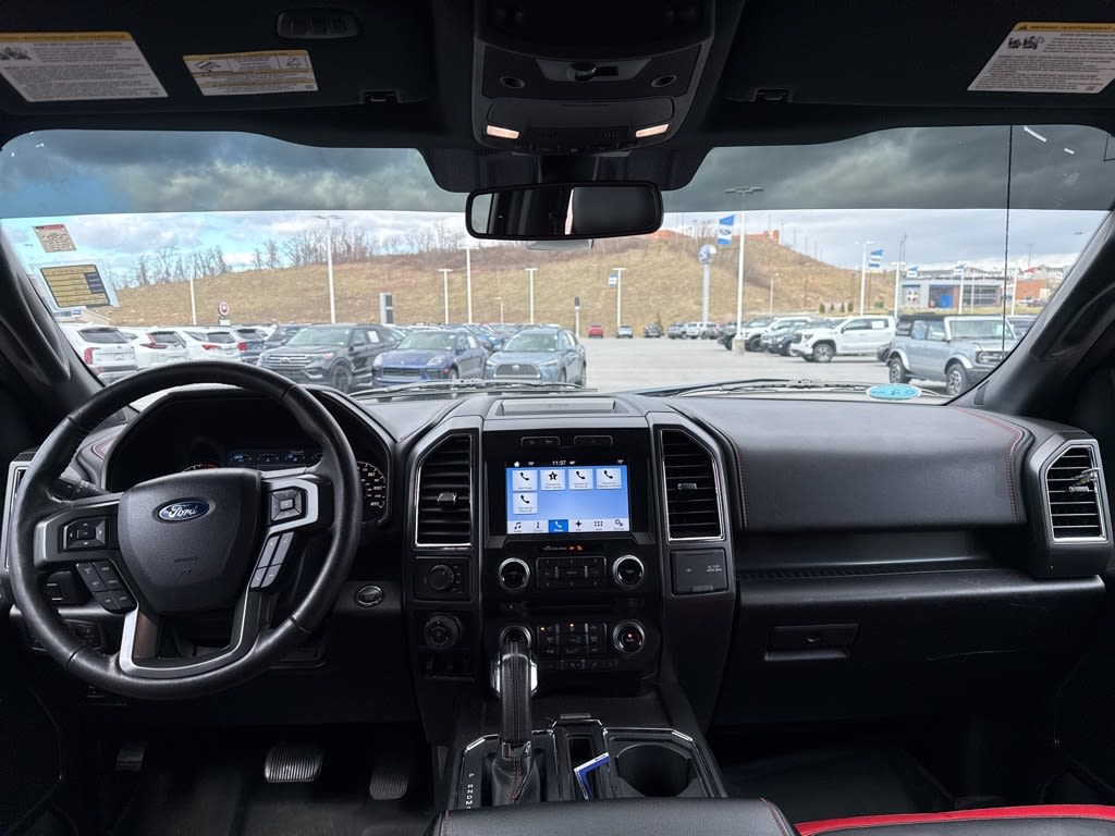 2016 Ford F-150 Lariat 2