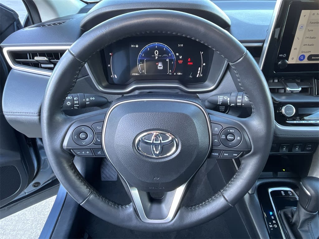 2024 Toyota Corolla Cross XLE 14