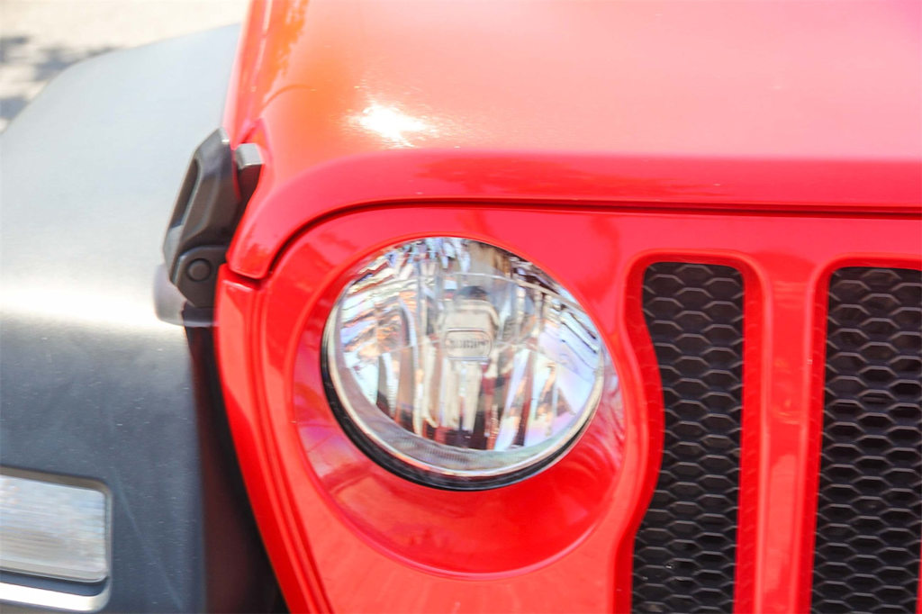 Thumbnail: 2023 Jeep Wrangler - 19