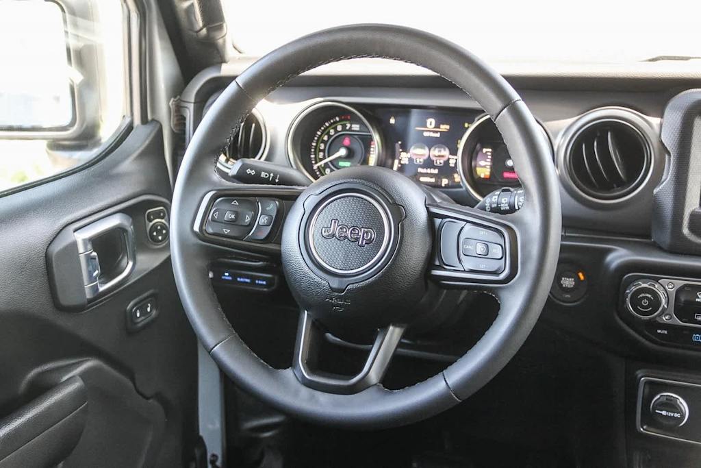 Thumbnail: 2023 Jeep Wrangler - 8