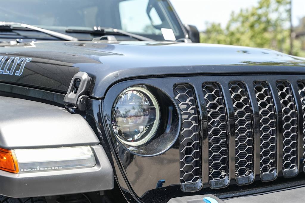 Thumbnail: 2023 Jeep Wrangler - 5