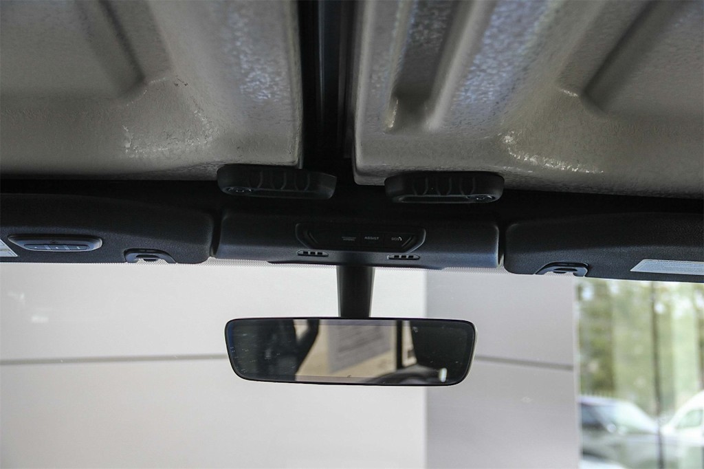 Thumbnail: 2022 Jeep Wrangler - 20