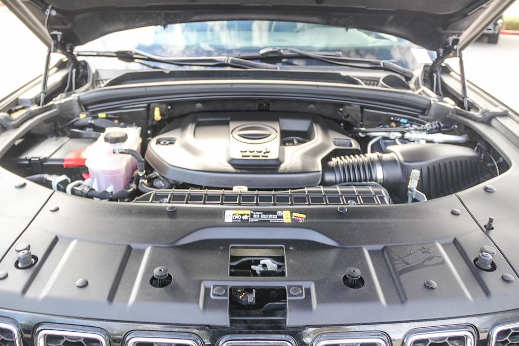 Thumbnail: 2024 Jeep Grand Cherokee - 8