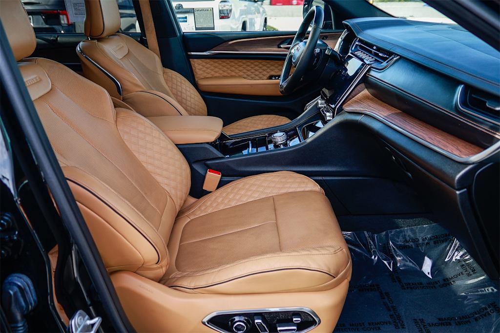 Thumbnail: 2021 Jeep Grand Cherokee L - 9