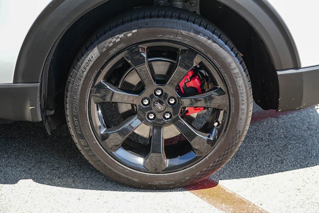 Thumbnail: 2021 Ford Explorer - 6