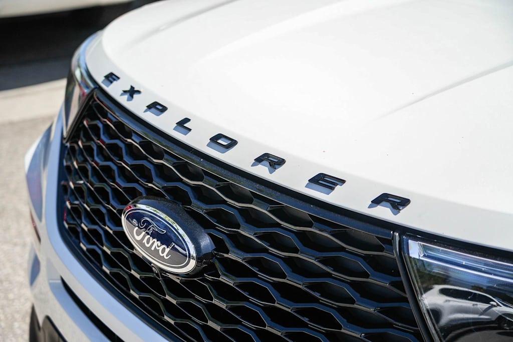 Thumbnail: 2021 Ford Explorer - 5