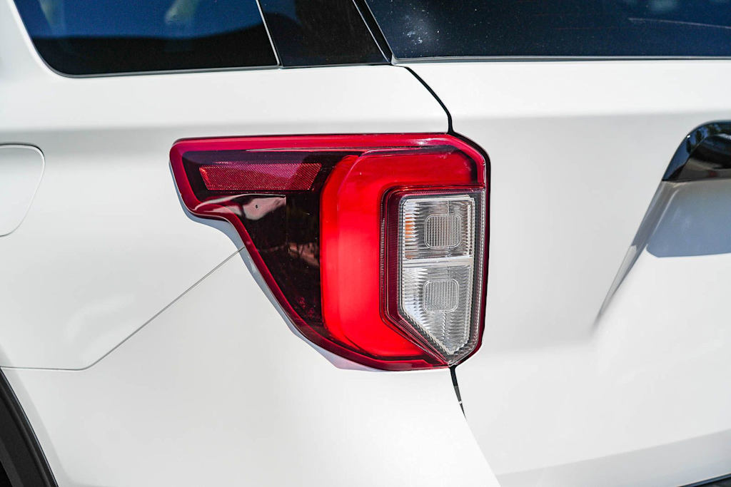 Thumbnail: 2021 Ford Explorer - 19