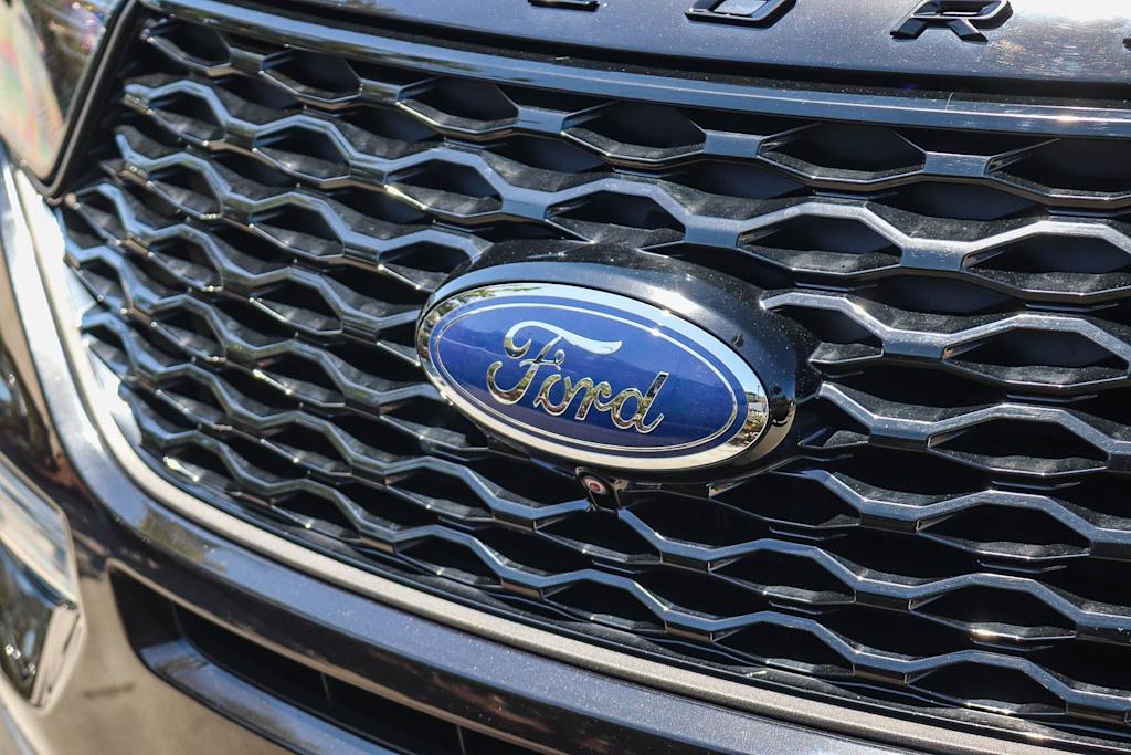 Thumbnail: 2021 Ford Explorer - 5