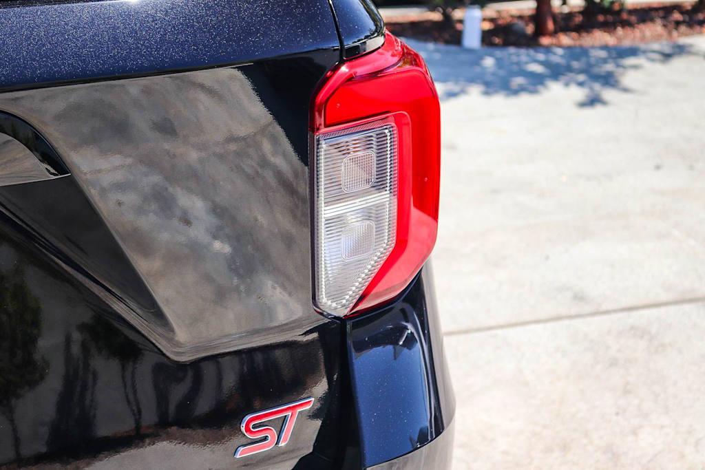 Thumbnail: 2021 Ford Explorer - 17