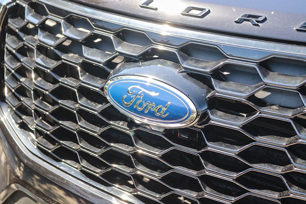 Thumbnail: 2026 Ford Explorer - 5