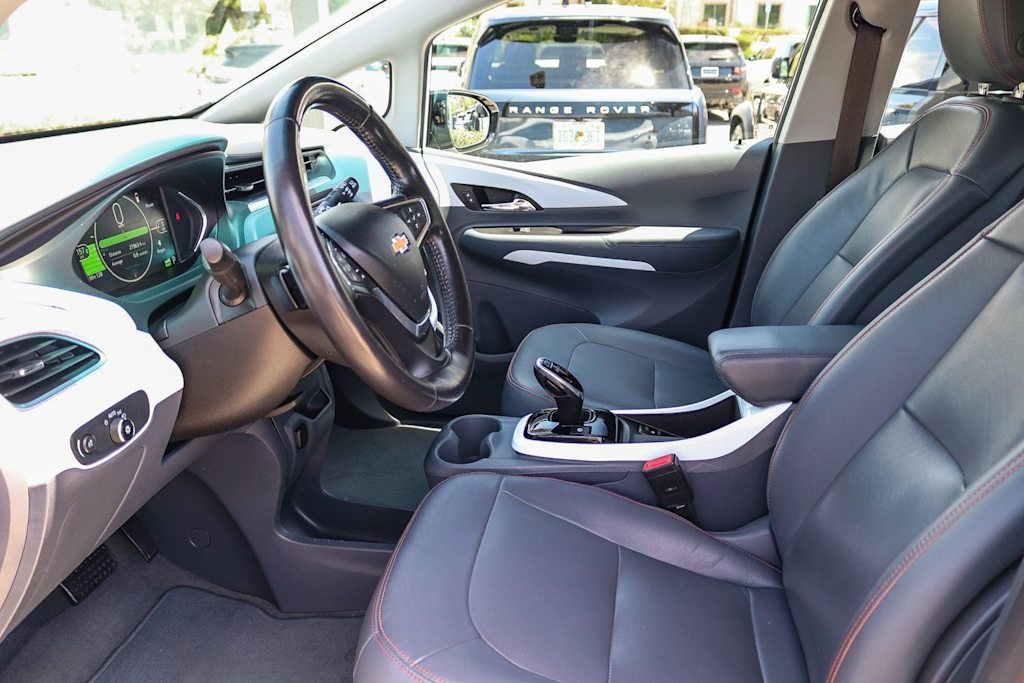 Thumbnail: 2020 Chevrolet Bolt EV - 10