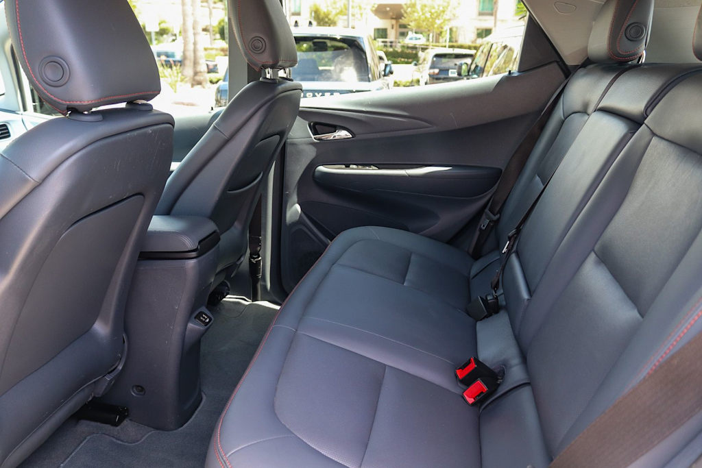 Thumbnail: 2020 Chevrolet Bolt EV - 11