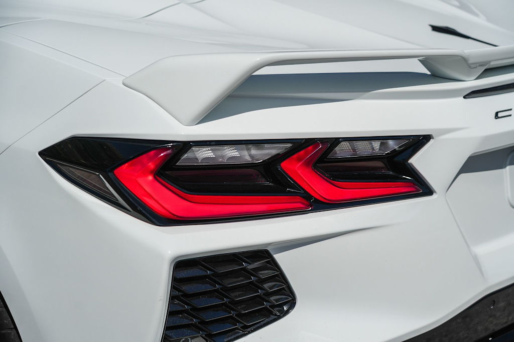 Thumbnail: 2021 Chevrolet Corvette - 15