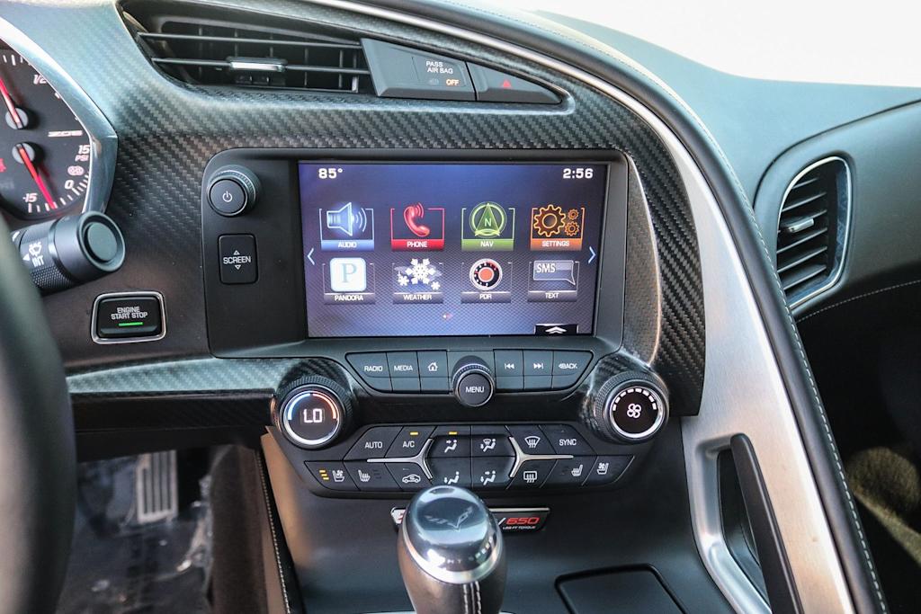 Thumbnail: 2015 Chevrolet Corvette - 11