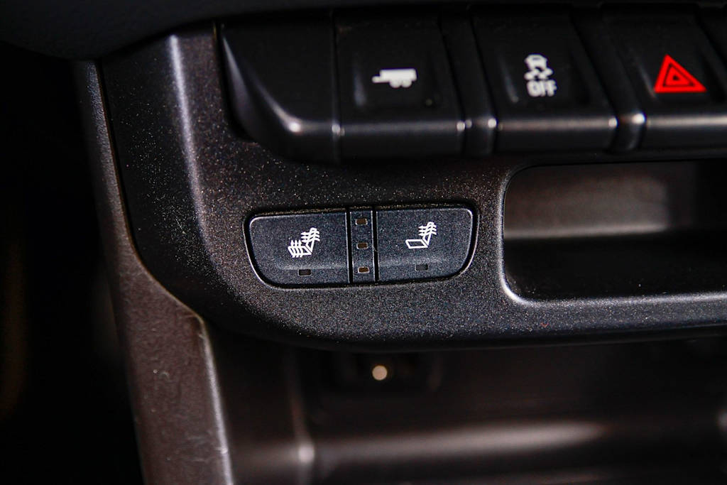 Thumbnail: 2019 Chevrolet Colorado - 27