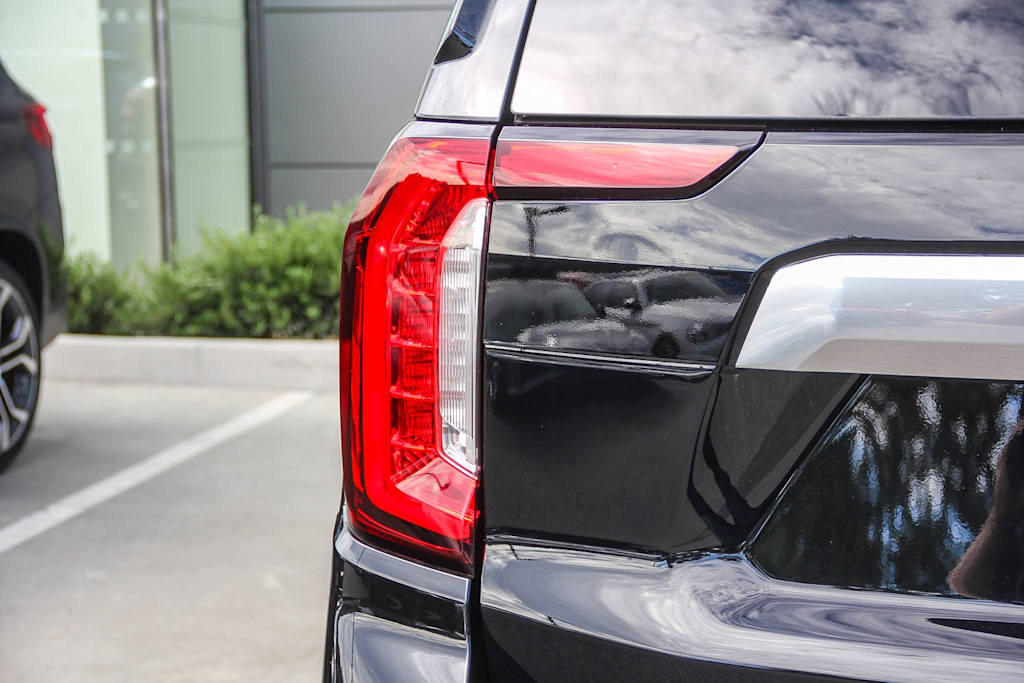 Thumbnail: 2023 GMC Yukon - 14