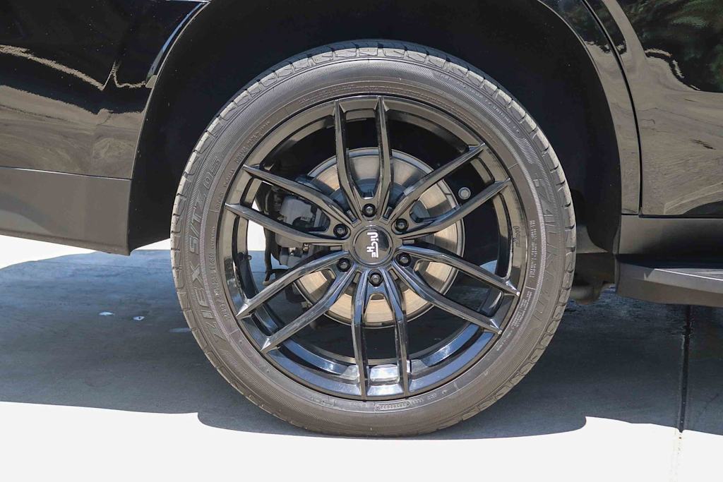 Thumbnail: 2021 Chevrolet Tahoe - 7
