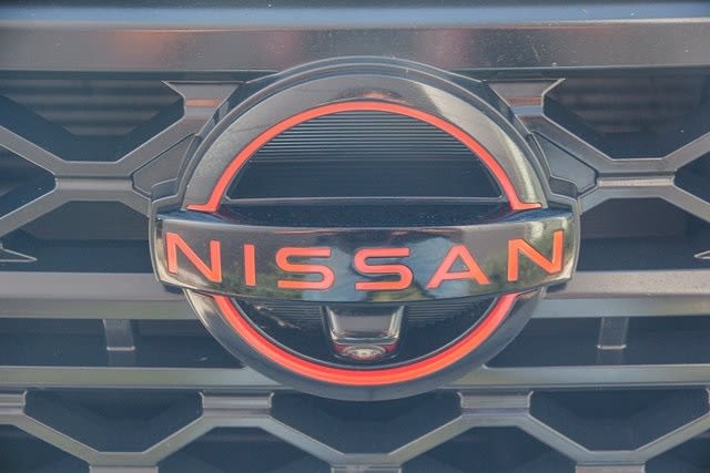 2023 Nissan Frontier PRO-X 6