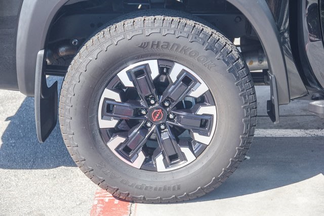 2023 Nissan Frontier PRO-4X 21
