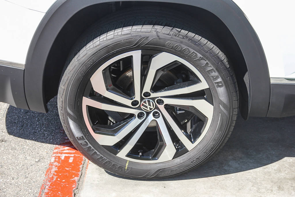 Thumbnail: 2022 Volkswagen Atlas - 7