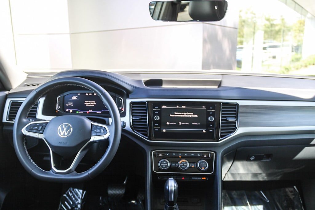 Thumbnail: 2022 Volkswagen Atlas - 2