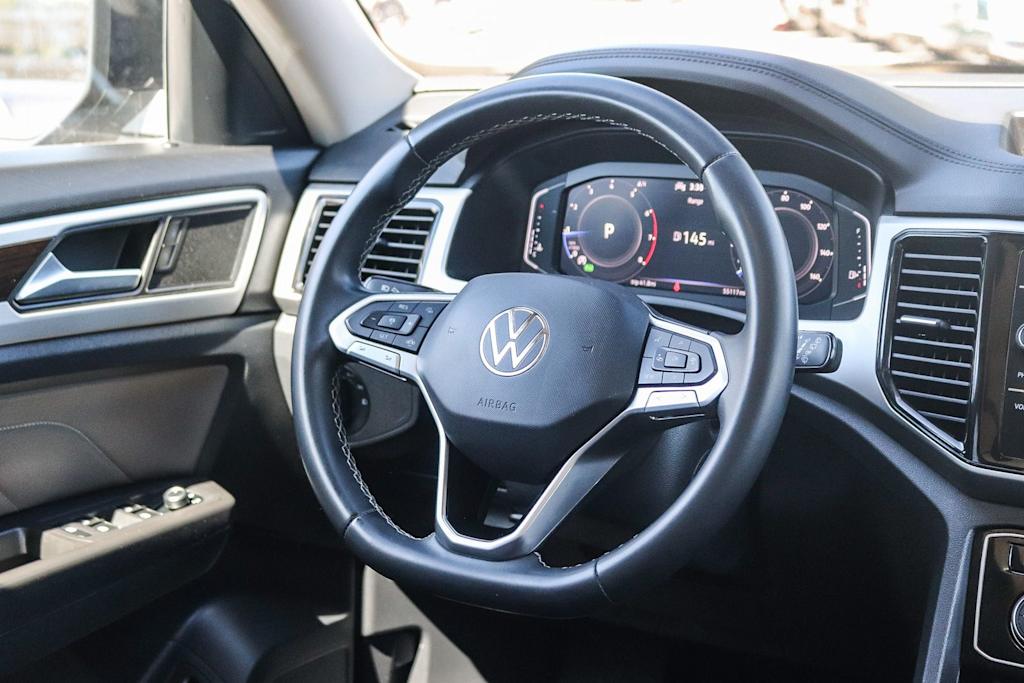 Thumbnail: 2023 Volkswagen Atlas - 8