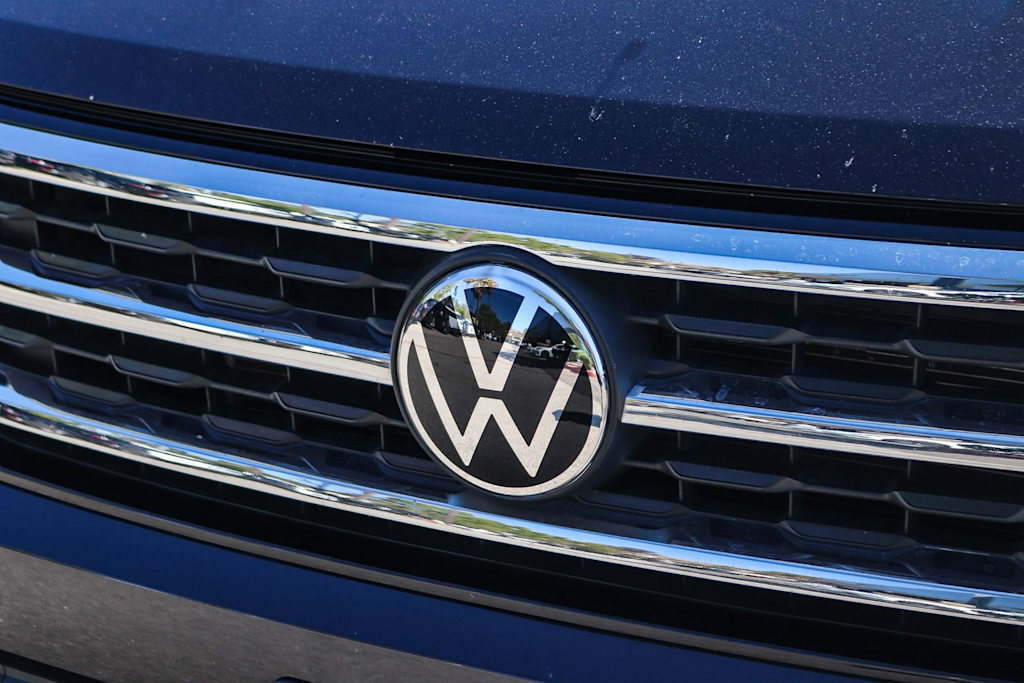 Thumbnail: 2023 Volkswagen Atlas - 6