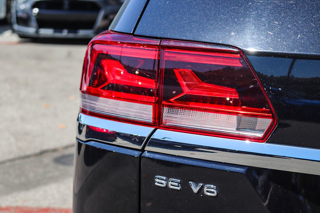 Thumbnail: 2023 Volkswagen Atlas - 18