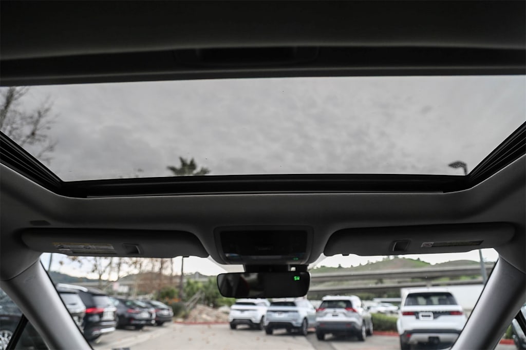 Thumbnail: 2022 Lexus RX - 23