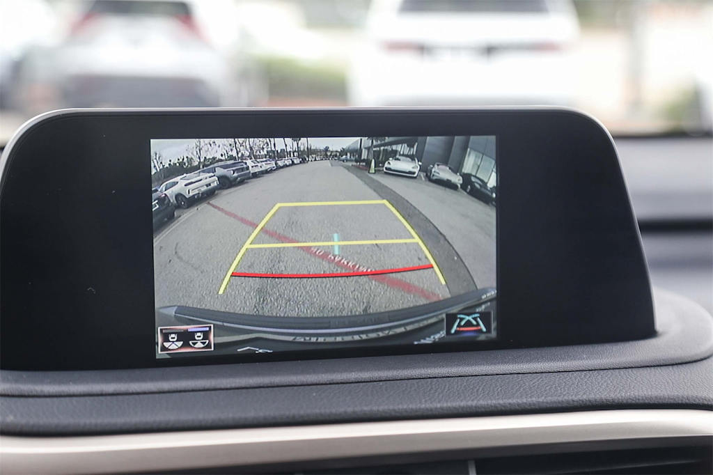 Thumbnail: 2022 Lexus RX - 27