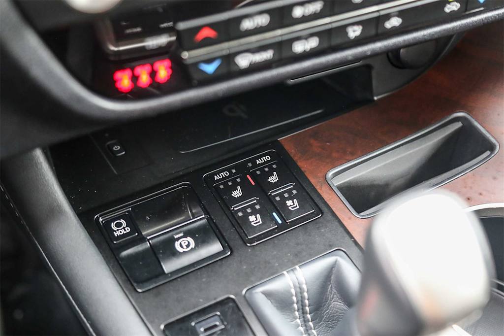 Thumbnail: 2022 Lexus RX - 28