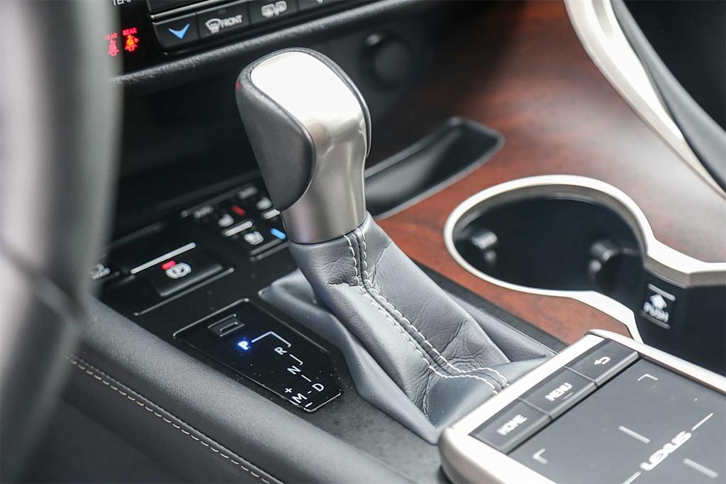 Thumbnail: 2022 Lexus RX - 26