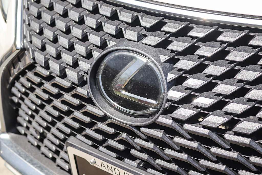 Thumbnail: 2021 Lexus RX - 6
