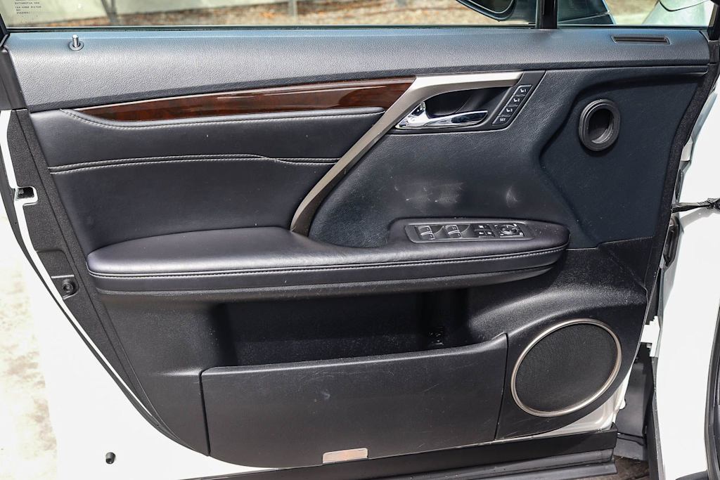 Thumbnail: 2019 Lexus RX - 25