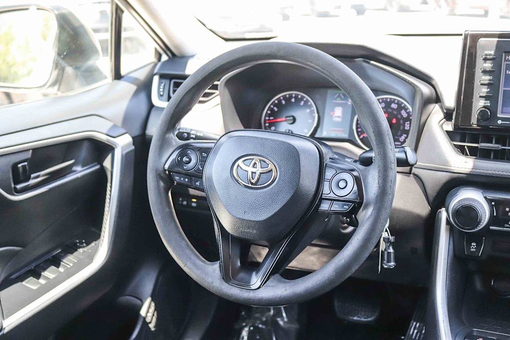 Thumbnail: 2021 Toyota RAV4 - 9