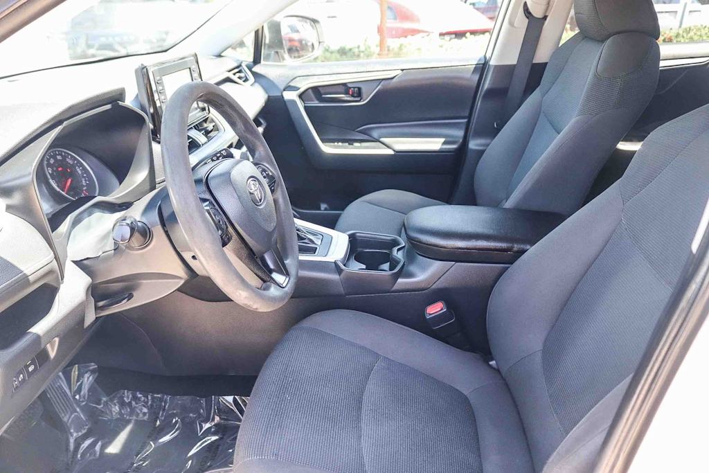 Thumbnail: 2021 Toyota RAV4 - 11