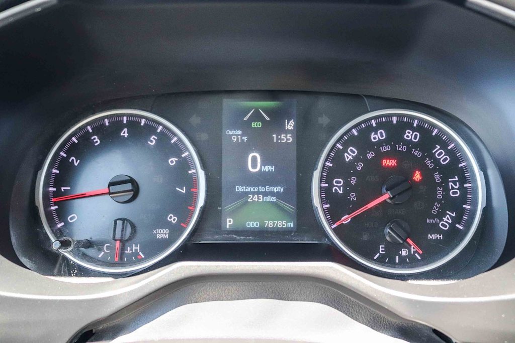 Thumbnail: 2021 Toyota RAV4 - 15